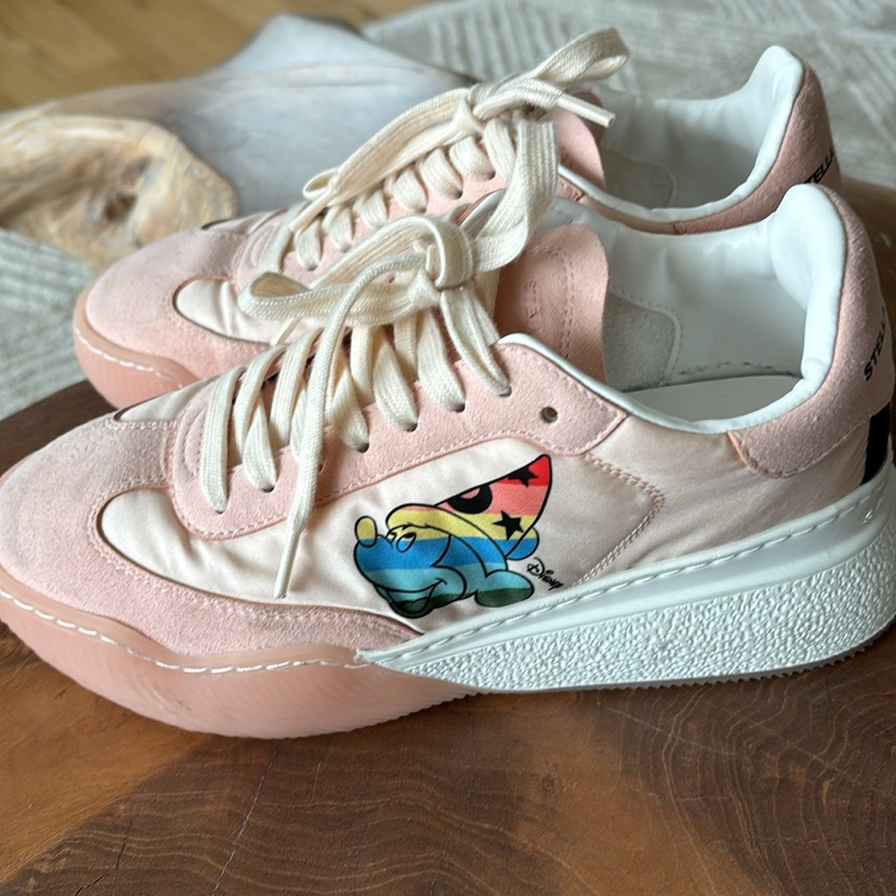 Stella McCartney tennis shoes size 35 (5) - Picture 2 of 8